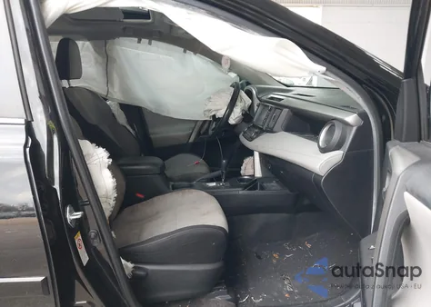 2018 Toyota Rav4 Xle from USA, damaged, VIN 2T3WFREV6JW468586